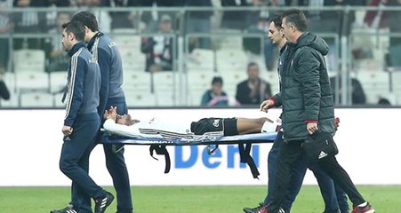 Beşiktaşlı Futbolcular, Talisca'ya Takıldı: Soyunma Odasına UBER'le mi Gittin