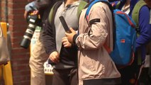 서울 방배초서 20대 남성이 초등생 잡고 인질극...1시간만에 제압 / YTN