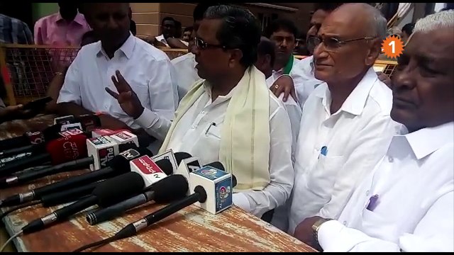 ಬಿ ಎಸ್ ಯಡಿಯೂರಪ್ಪ ಮಗ ಬಿ ವೈ ರಾಘವೇಂದ್ರರನ್ನ ತರಾಟೆಗೆ ತೆಗೆದುಕೊಂಡ ಸಿದ್ದು | Oneindia Kannada