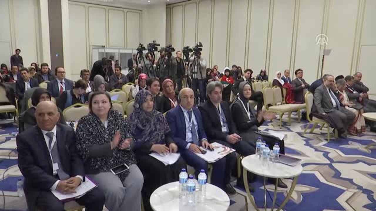Nobel Barış Ödüllü Yemenli Aktivist Karman