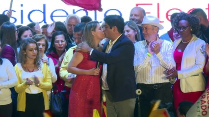Oficialista Carlos Alvarado elegido presidente de Costa Rica