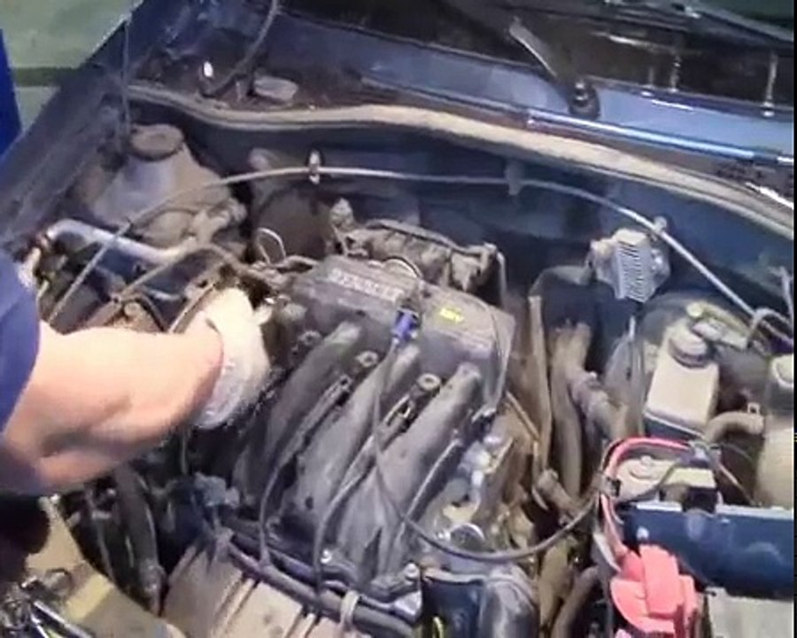 Замена свечей зажигания на двигателе K4M 1,6 16V