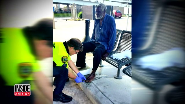 2:08 Why This Plastic Surgeon Posts Uncensored Videos From The Operating Table Inside Edition 46 хиљ. приказ 5:42 Homeless Man does Incredible act - Social Experiment! ComedyOn 322 хиљ. приказа 2:35 Cat Sitter Gets Caught On Home Surveillance Getti