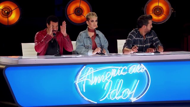 Trevor Holmes Sings Home by Phillip Phillips for Solo Song - American Idol 2018 on ABC