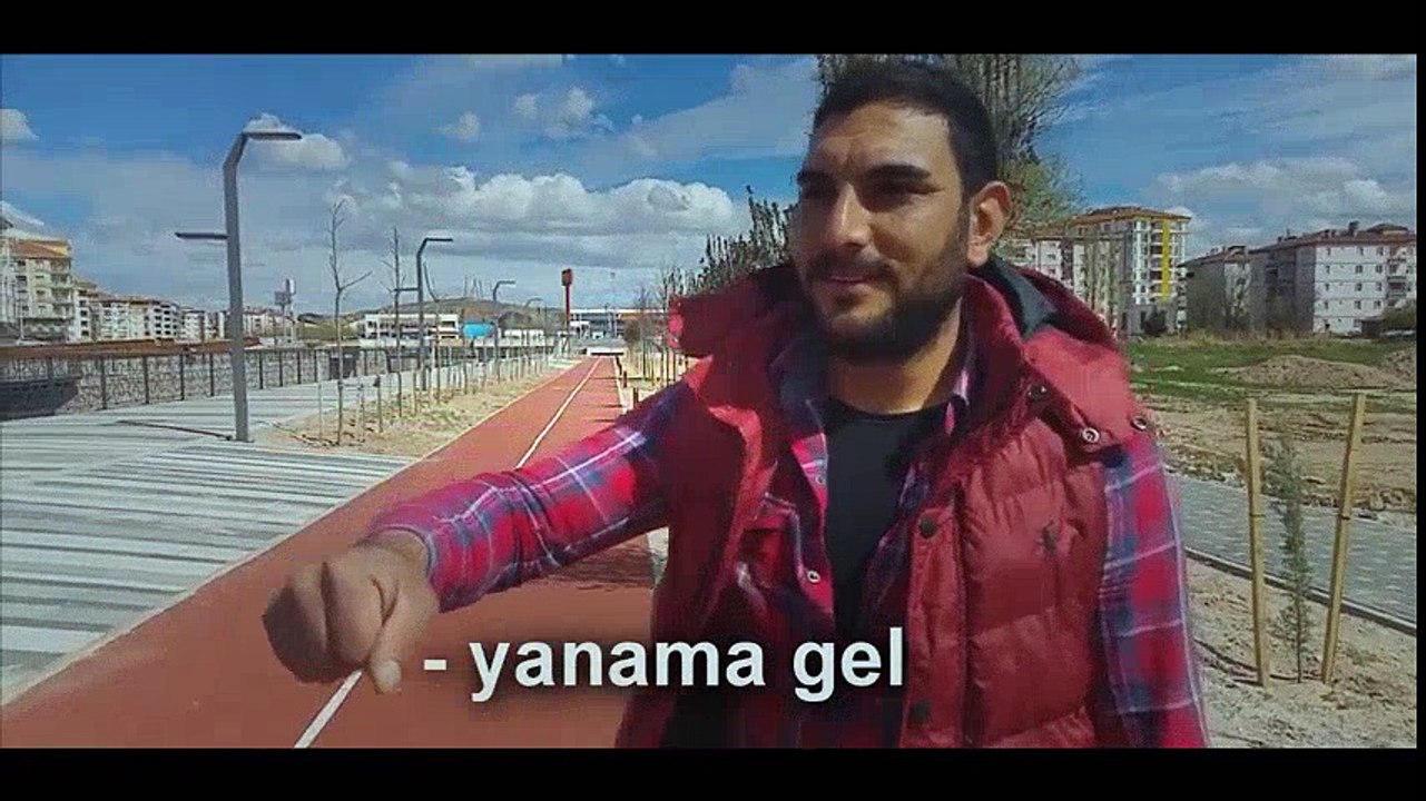 Tek Gezmek PİŞMANLIKTIR '' Dayak Ve Küfür İçerir +18 '' - Kısa Komedi Filmi ( FRAGMAN )