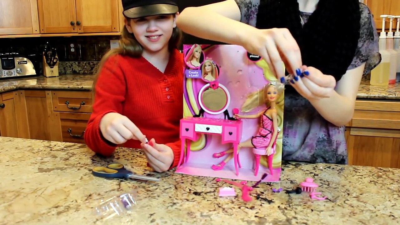 Barbie Hairtastic Vanity