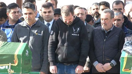 Trafik kazasında hayatını kaybeden 3 kişi son yolculuğuna uğurlandı