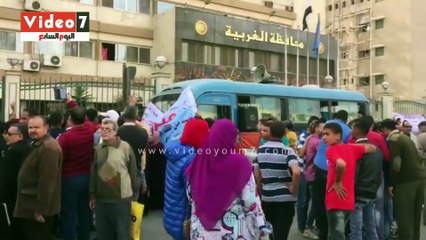 احتفالات أمام ديوان محافظة الغربية بعد إعلان فوز الرئيس السيسى