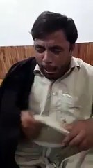 اس بچارے کو کیا ہو گیا کوئی اس کو تسلی دیں