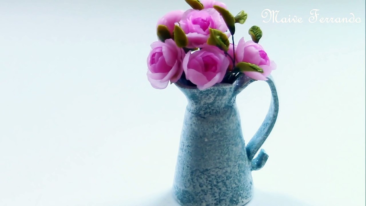 Miniature Polymer Clay Ranunculus Flowers || Maive Ferrando