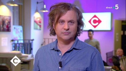 Comment avoir confiance en soi ? - C à Vous - 02/04/2018