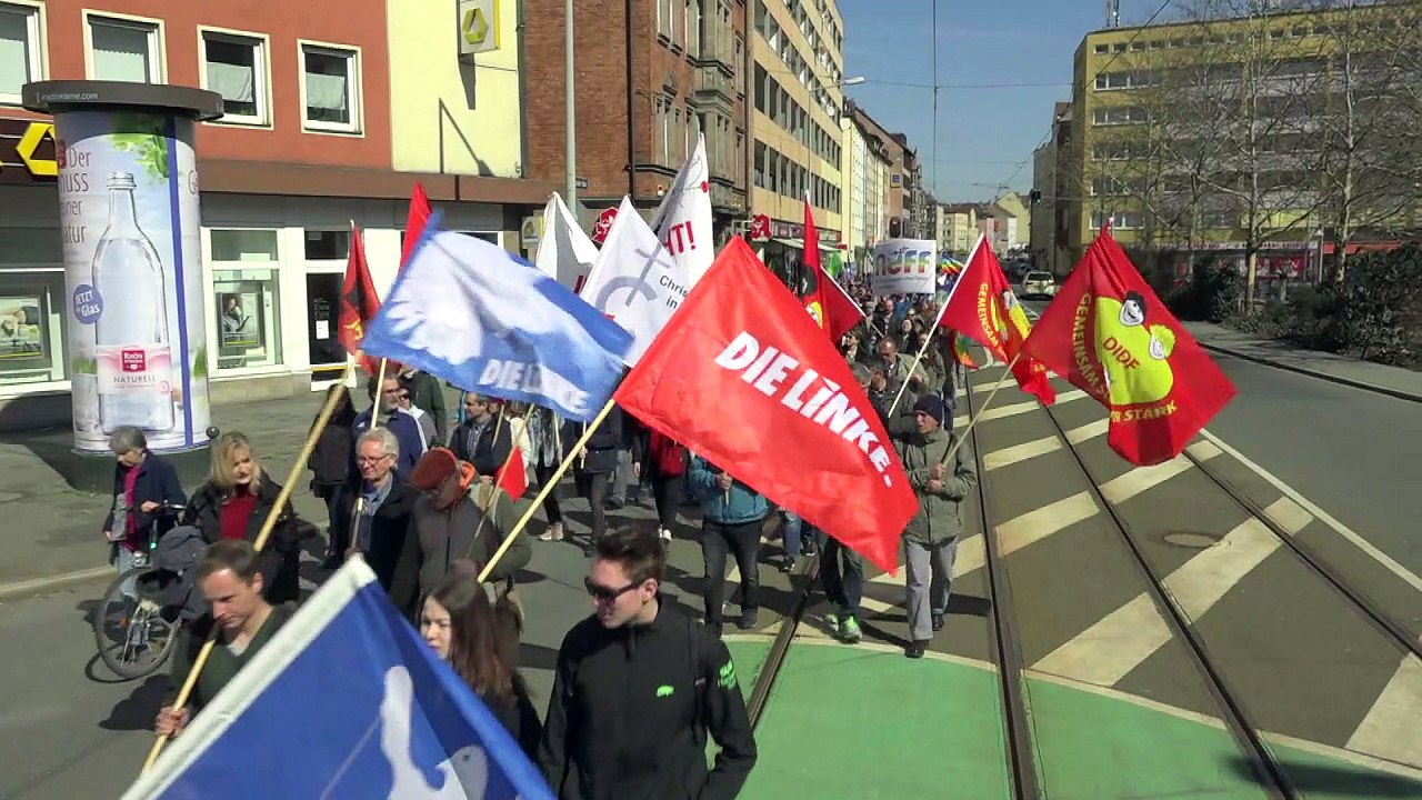 Ostermarsch-Abschlusskundgebung in Nürnberg