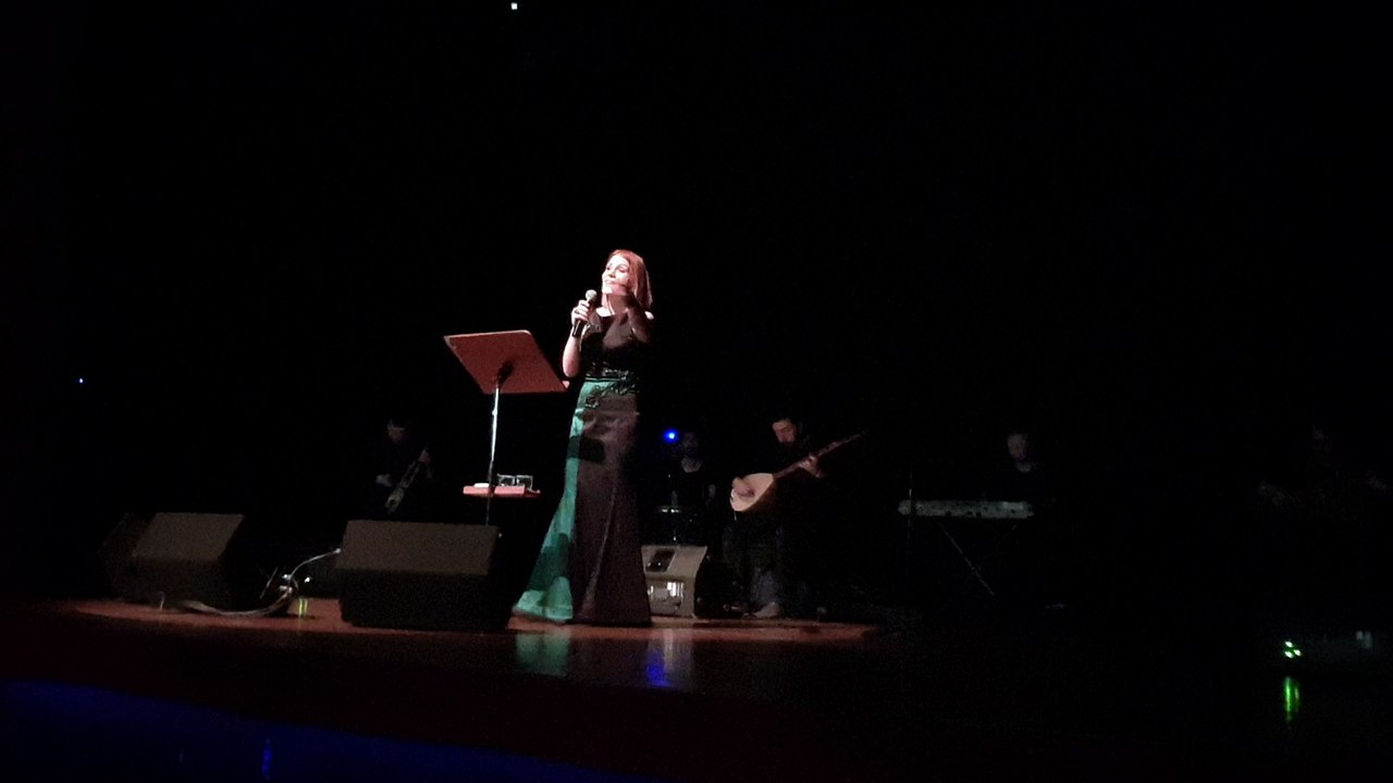 Zeynep BAŞKAN -Çanakkale icinde -  In Canakkale