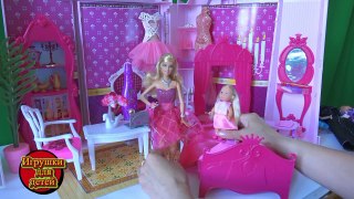 Видео с куклой Барби, Челси в депресии уговаривает Барби отпустить ее и Рапунцель в лагерь для детей