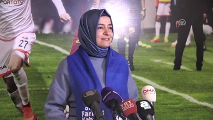 Bakan Kaya: "Otizmli Bireylerin ve Ailelerin Yanındayız"