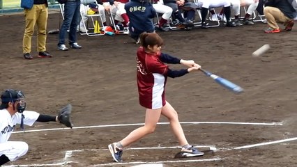 稲村亜美「神スイング」でヒット＠豊中ローズ球場公開収録