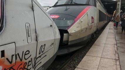 Massiver Streik gegen französische Bahnreform hat begonnen