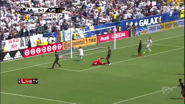 زلاتان إبراهيموفيتش يسجل ثنائية هدف خرافي في اول مباراة في الدوري الأمريكي ماهذا يا مجنون