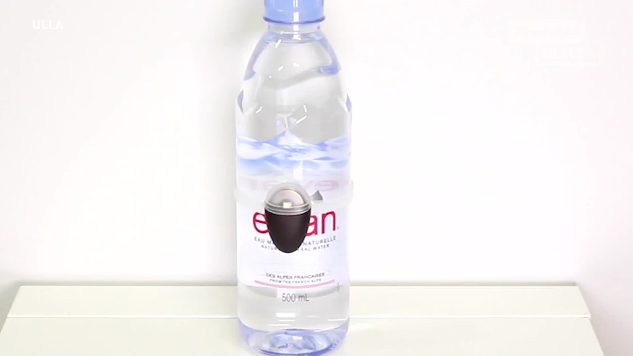 Make sure you’re getting enough water with this hydration reminder gadget