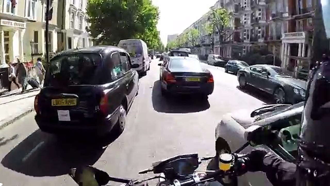 Husqvarna Nuda 900R - Tribute