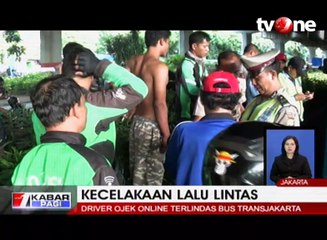 Ojek Online Terlindas Bus TransJakarta