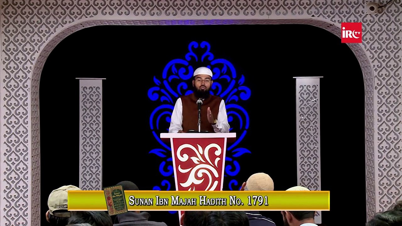 Ek Hazar Rupees Ki Savings Par Saal Guzarne Jane Par 25 Rupees Zakat Nikalti Hai