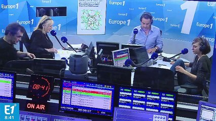 Emmanuel Macron : "Cette grève a un avantage, on connaît maintenant la ministre des Transports, Elisabeth Borne ! A star is born !"