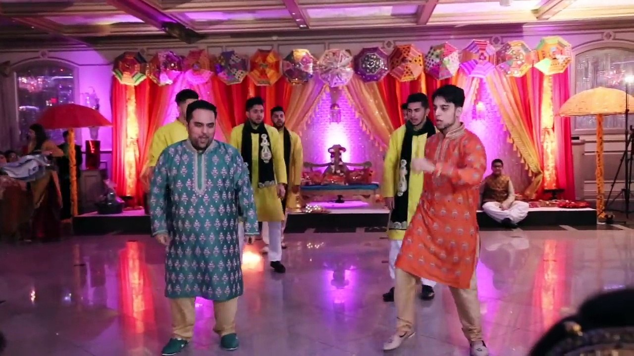Best Mehndi Dance