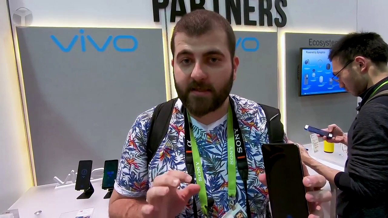 Apple ve Samsung un yapamadığını vivo yaptı. Dokunmatik ekrana parmak izi entegr