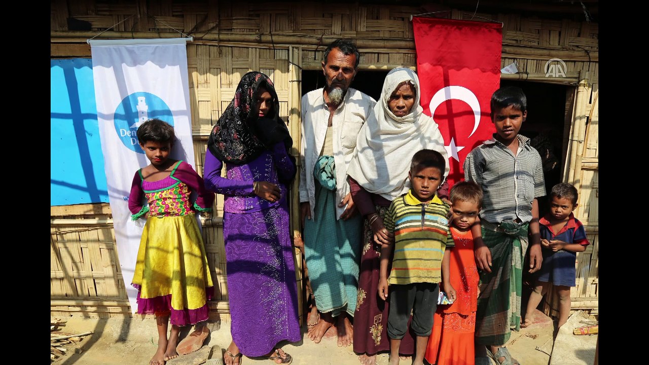 İzmirli öğrencilerden Arakanlı Müslümanlara ev desteği