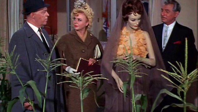 Green Acres S1 E02 - Lisa s First Day on the Farm