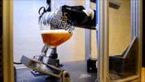 Des étudiants Belges créent un robot pour servir la bière à la perfection