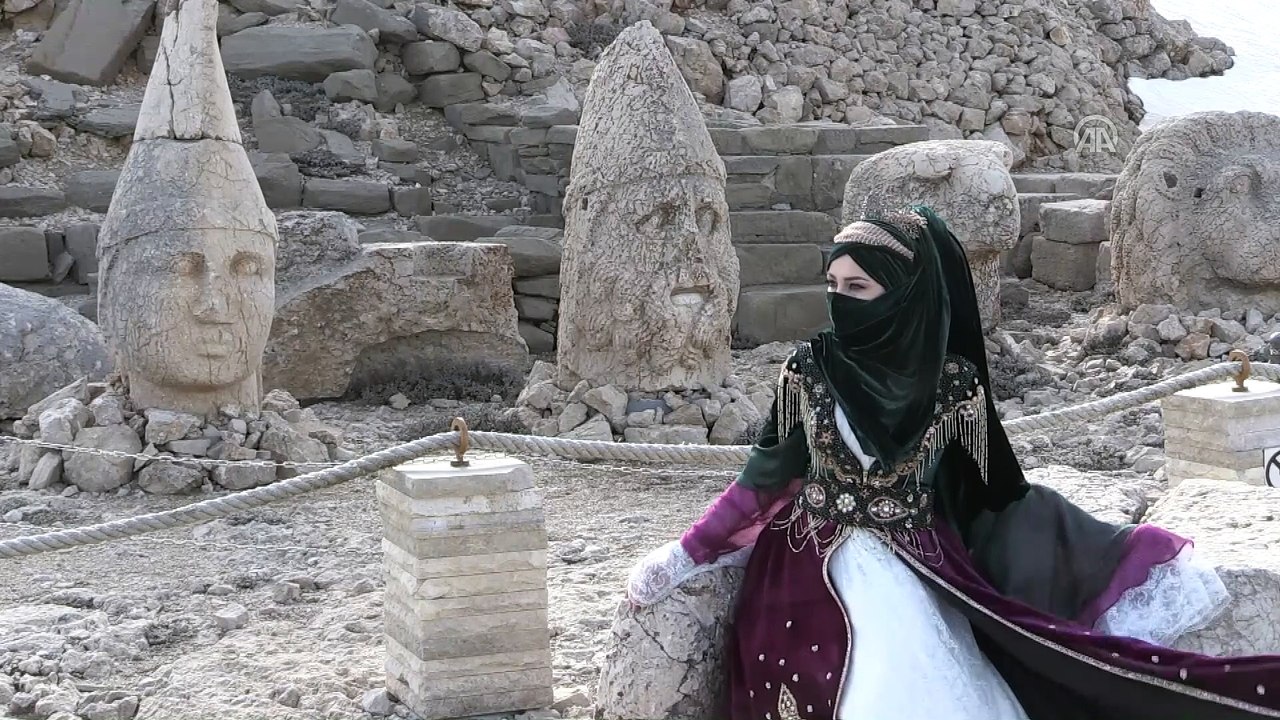 Mankenler katalog çekimleri için Nemrut'ta - ADIYAMAN