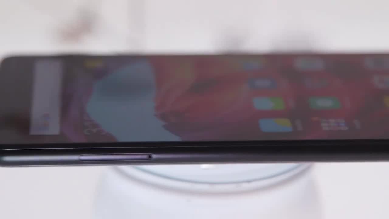 Xiaomi Mi Mix 2S hands-on