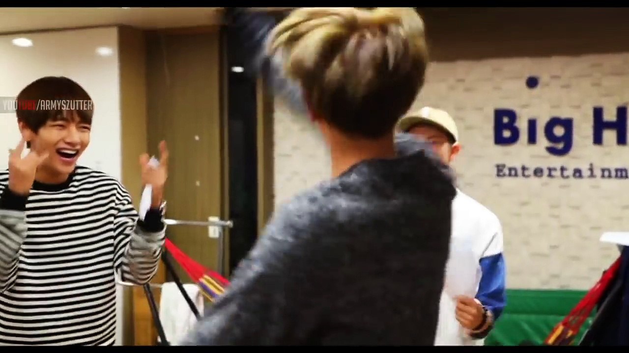 [ENG SUB] BTS Reacts To Old VCR | Dance Practice | #REACTION #FUNNY