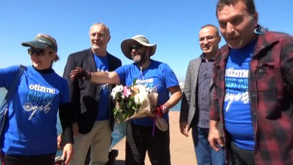 Otizme dikkat çekmek için Darıca’dan Yalova’ya kürek çekti