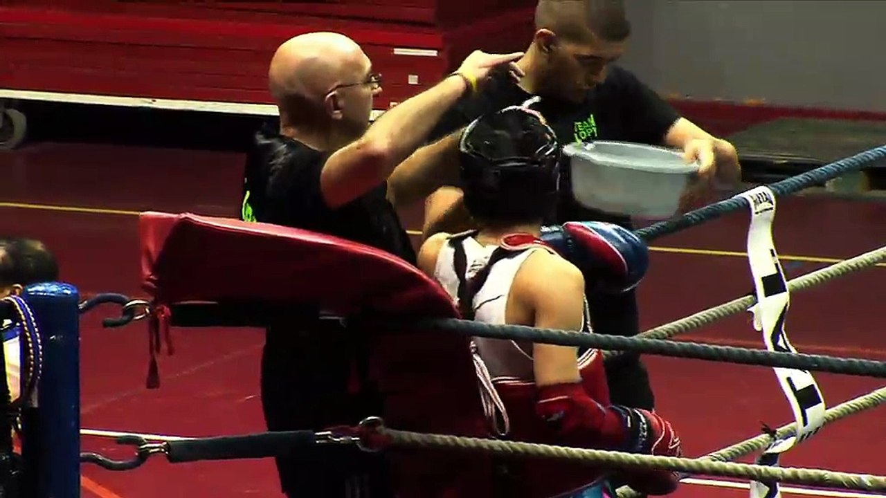 VUE D'ICI : Vue d'ici : Thaïé pour la victoire - Boxe Thaï