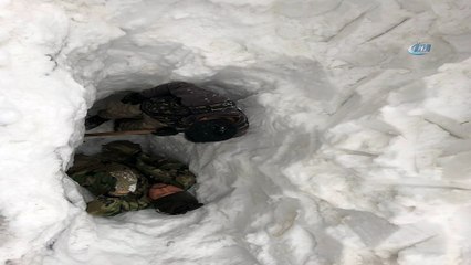 Erciş’te terör örgütüne ait 2 sığınak imha edildi