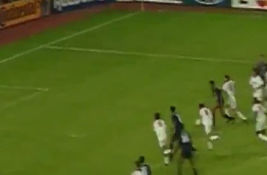 Justin Kluivert, hijo de Patrick Kluivert, la gran “perla” de la cantera del Ajax