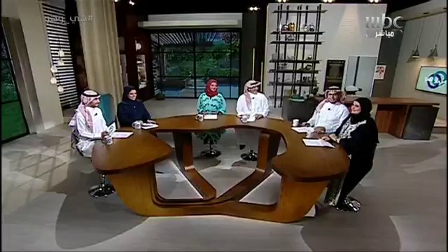 تعريف الدلع من وجهة نظر المرأة والرجل في هي و هو