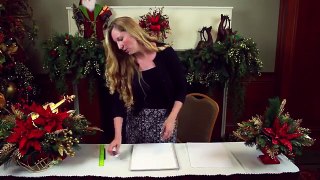 How to Draw a Simple Christmas Scene : Decorating for Christmas