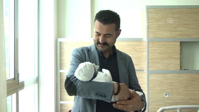 Bebeklerinin Adını Ömer Halis Koydular