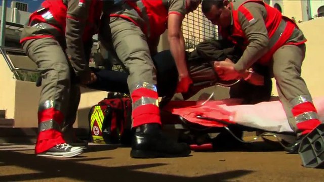 LA REVUE : La revue : Jean-François Facon/Croix-Rouge Française