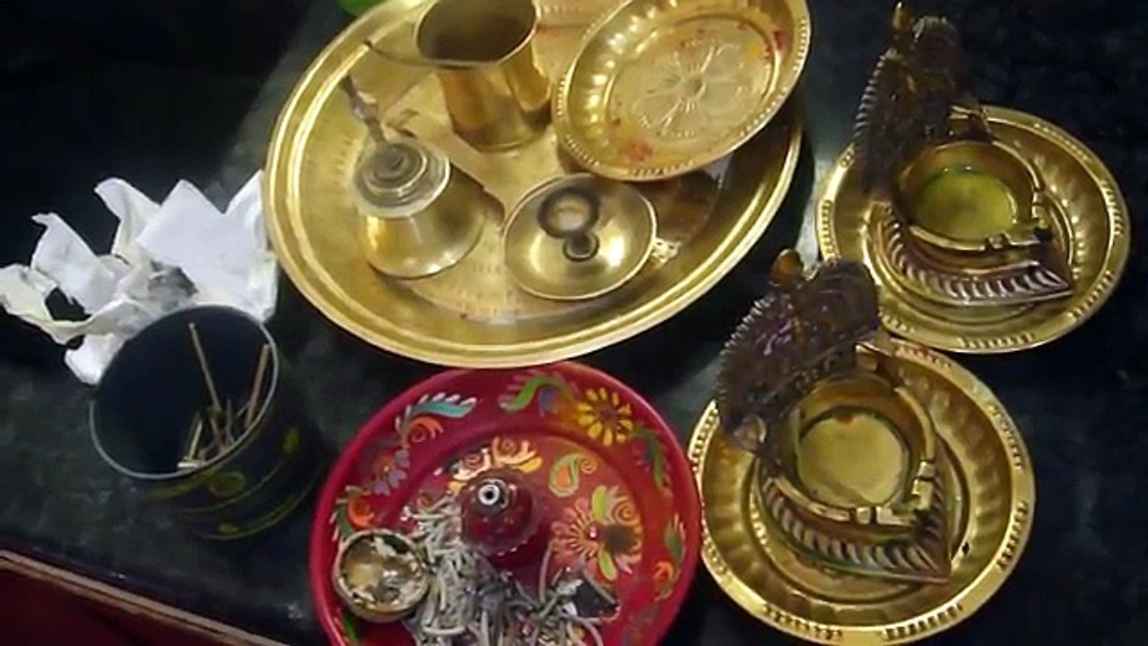 Pooja Materials Cleaning Tips In Tamil | How To Clean Copper Pooja Vessels In Tamil | Gowri Samayal