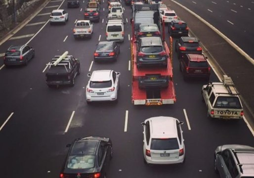 Morning Traffic Snarled After Man Climbs Sydney Harbour Bridge