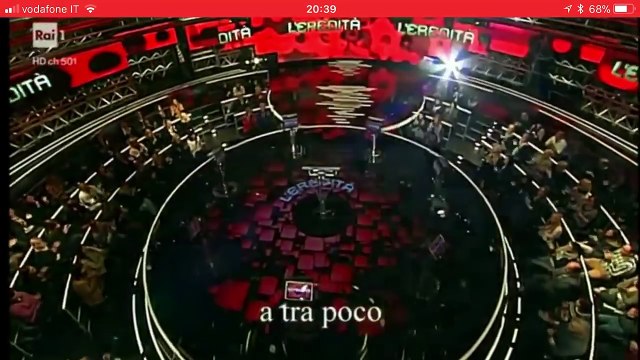 L'eredità riprende con Carlo Conti che ricorda Fabrizio Frizzi