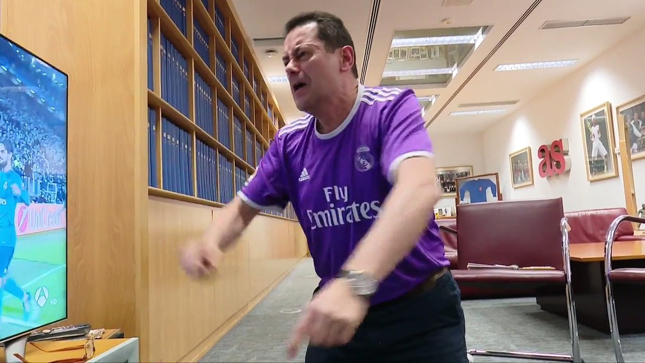 Reacción de Tomás Roncero ante el gol de chilena de Cristiano Ronaldo