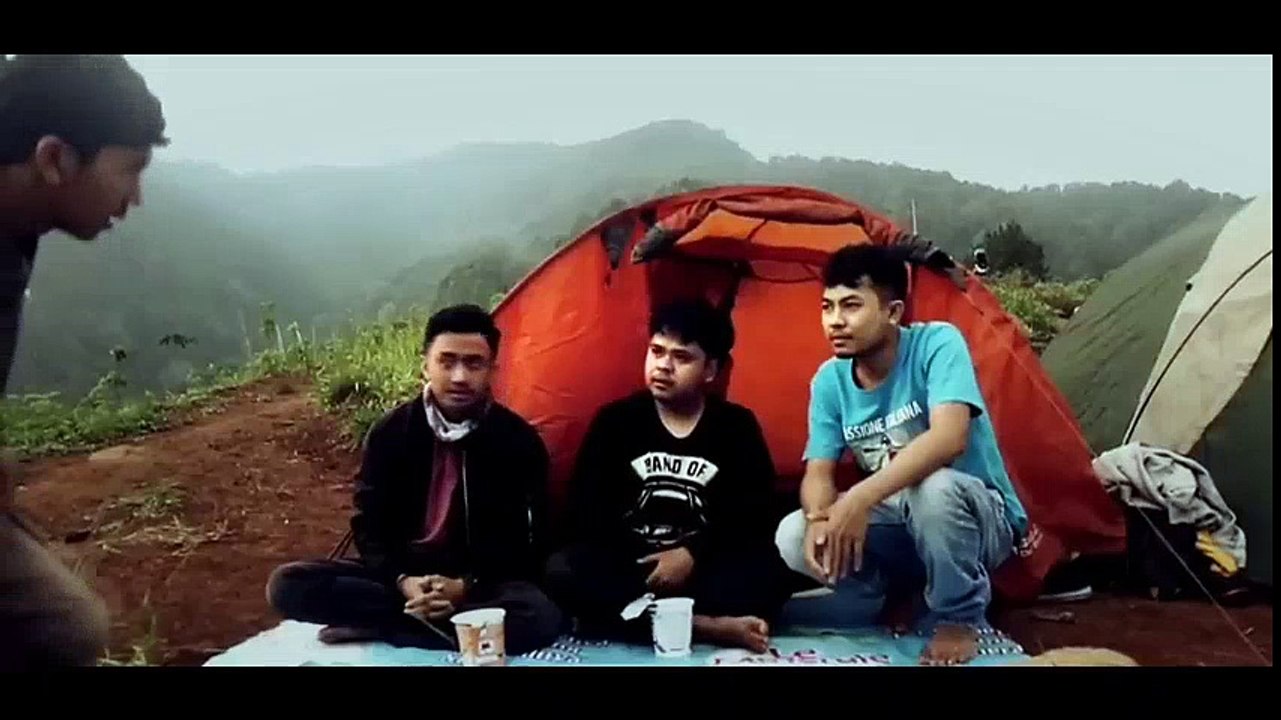 Komedi İslam daveti ( Bismillah okumayı ihmal )