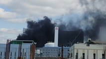 [속보] 파주 LG디스플레이 공사장 화재... 옥상 대피 10명 구조중 / YTN