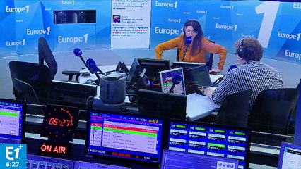 VIDÉO-Un enfant en fauteuil roulant découvre les plaisirs de la balançoire